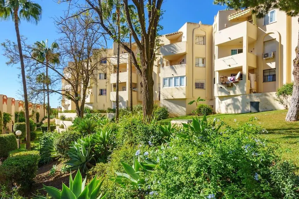 Coastal Escape/Family-Friendly 2-Br With Seaview Appartement Mijas Spanje