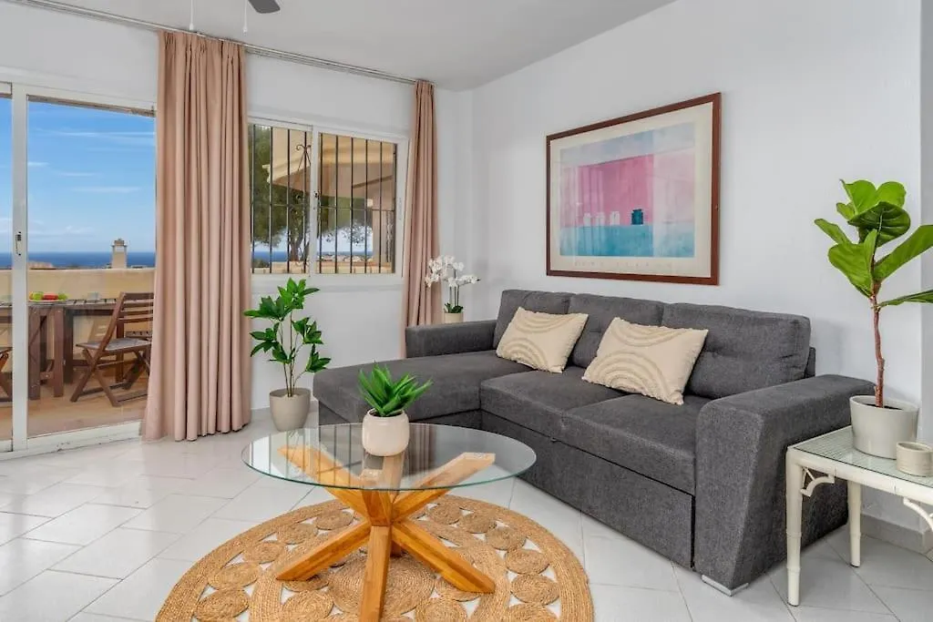 Coastal Escape/Family-Friendly 2-Br With Seaview Appartement Mijas